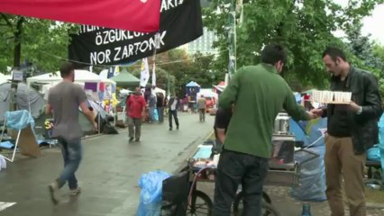 Réactions au parc Gezi après la promesse d'Erdogan
