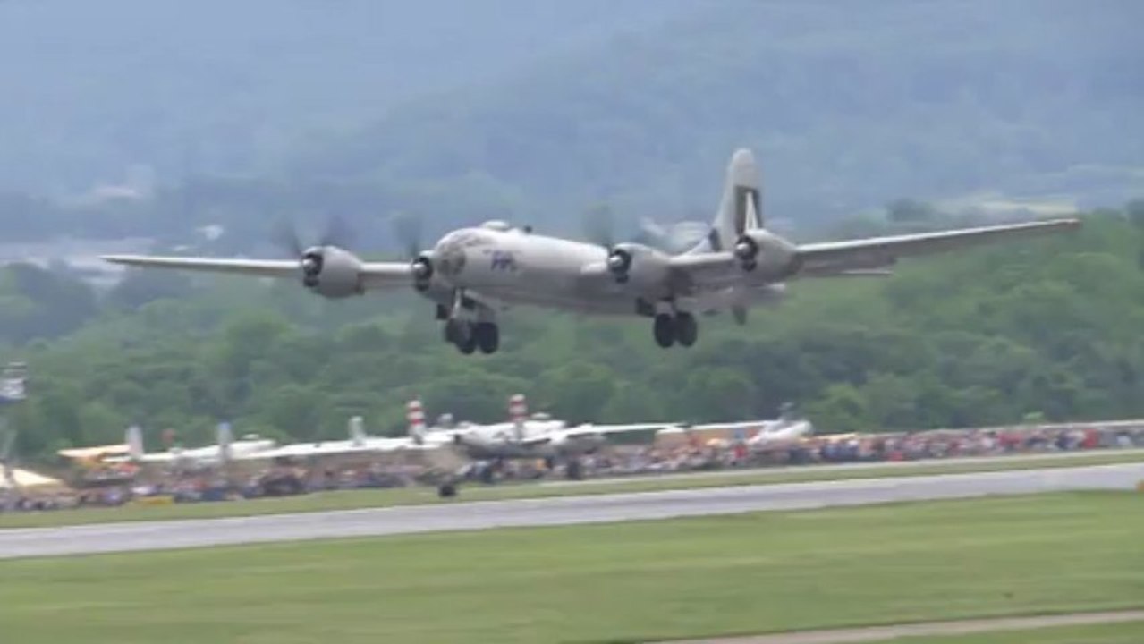 B29 Fifi Taking off 0001