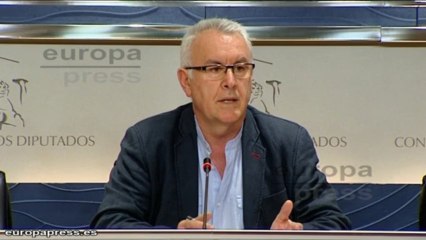 Cayo Lara cuestiona el pacto PP-PSOE