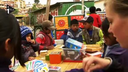 En Bolivie, l'école vient aux enfants