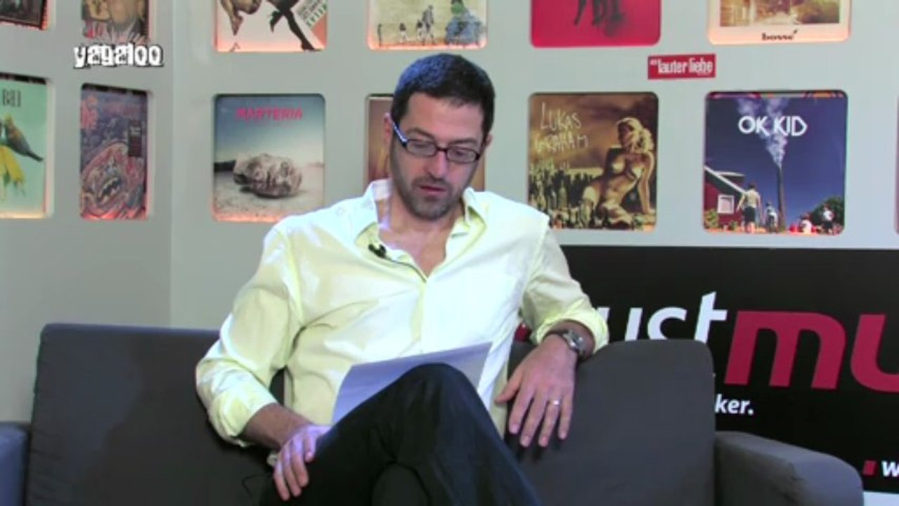 Masen Abou-Dakn - CHECK DEN TEXT: UNTER MEINER HAUT von ELIF