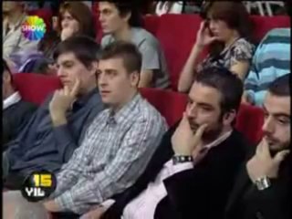 Nûr, 31 ve Ahzab, 59'u bilmeyen ilahiyatçı Zekeriya Beyaz