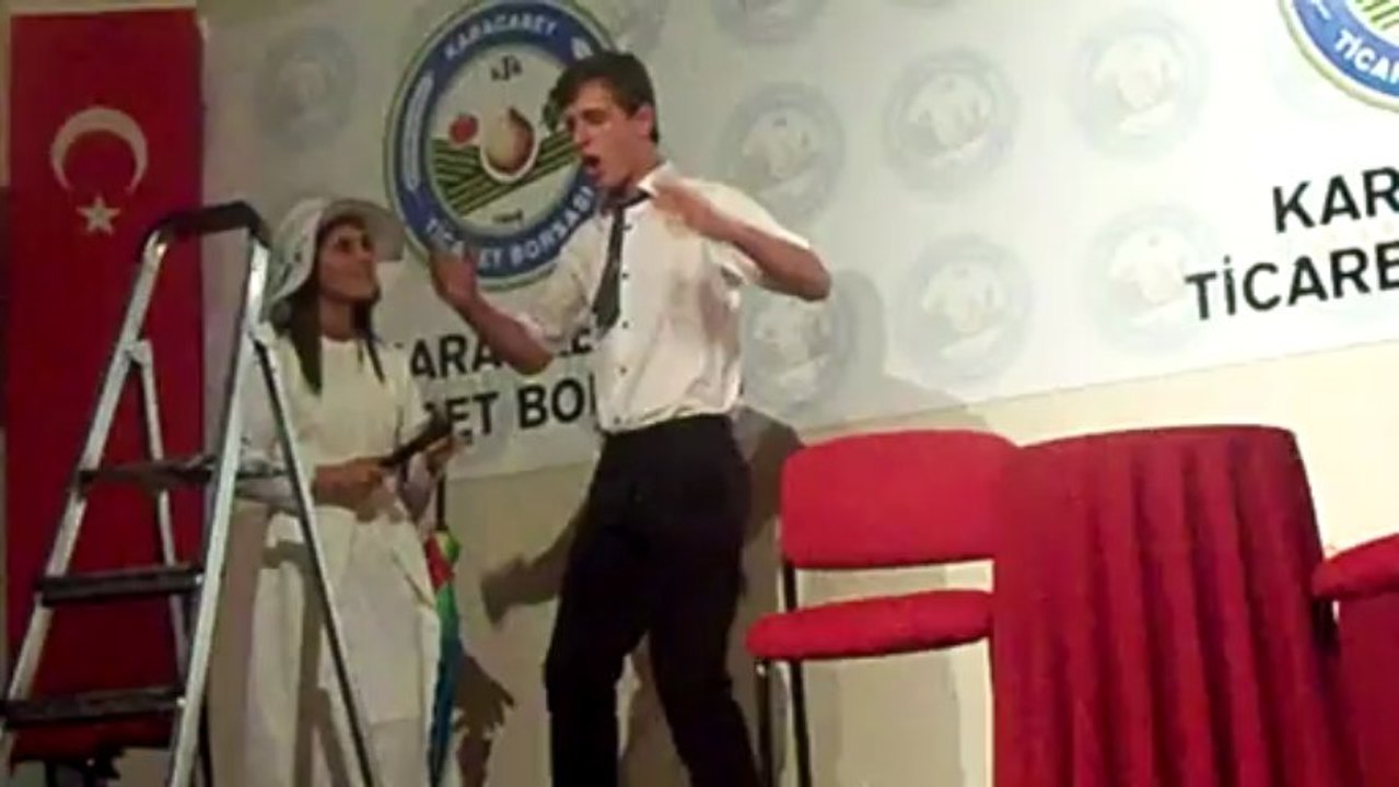 Kahvede Şenlik Var