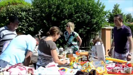 Vide-grenier du Sou. St-Bénigne 9 juin 2013.