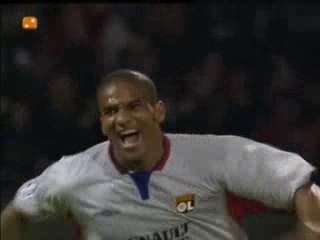 Florent Malouda vs psv eindhoven