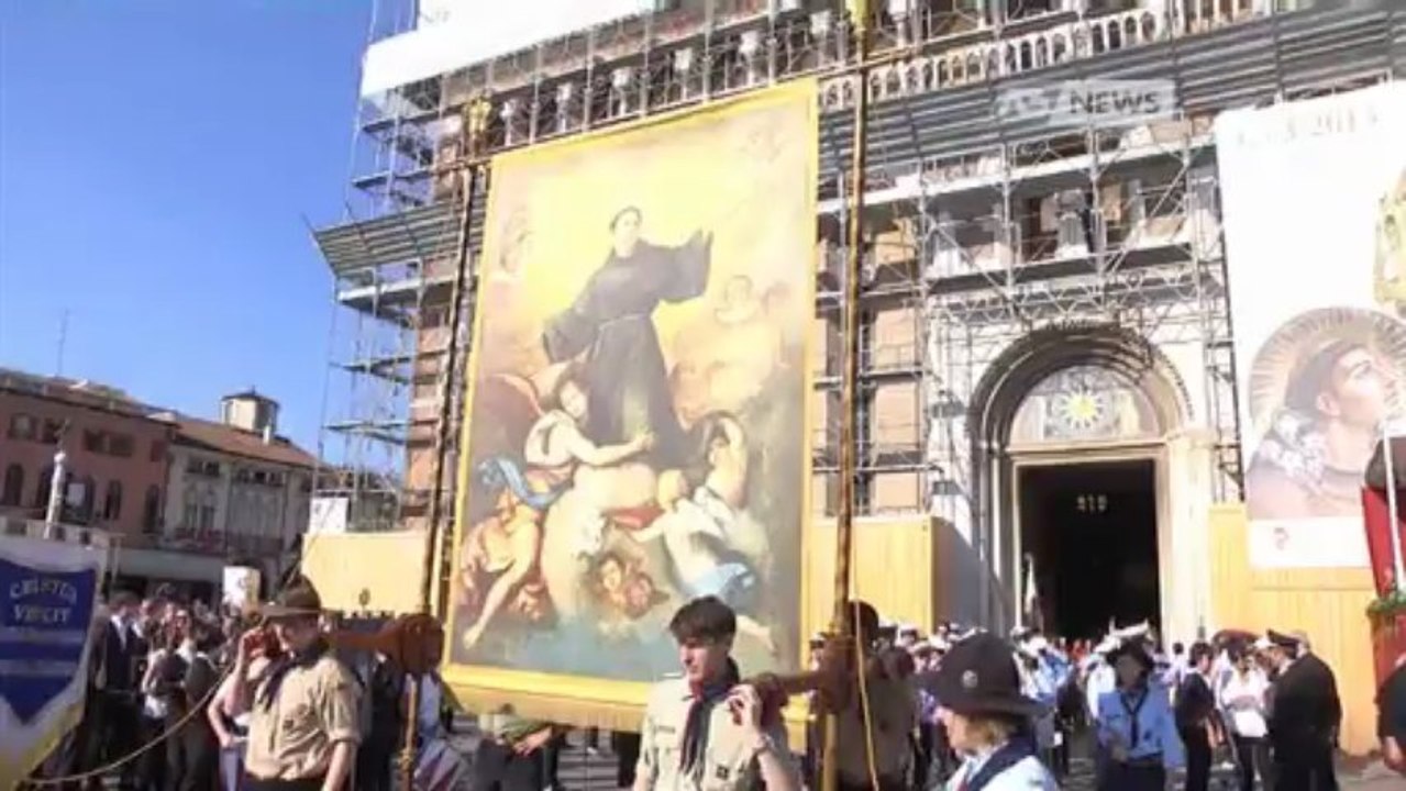 IN CENTOMILA PER SANT'ANTONIO