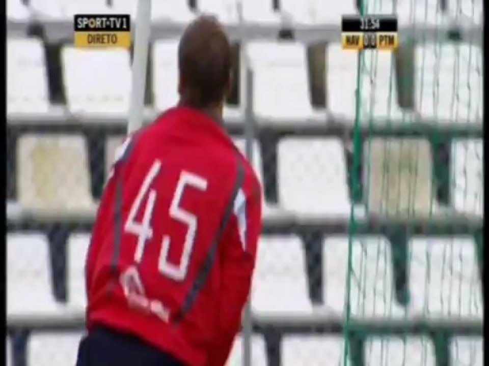 Tozé Marreco - Striker