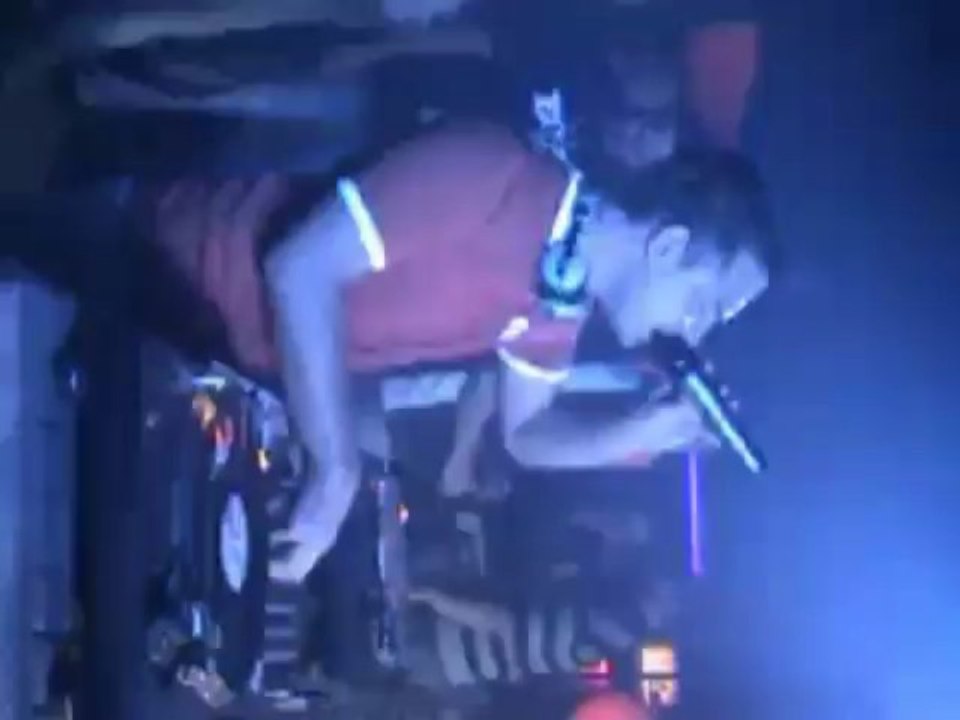 Alex Megane vs. Marc van Damme feat. Jorg Schmid - Died In Your Arms