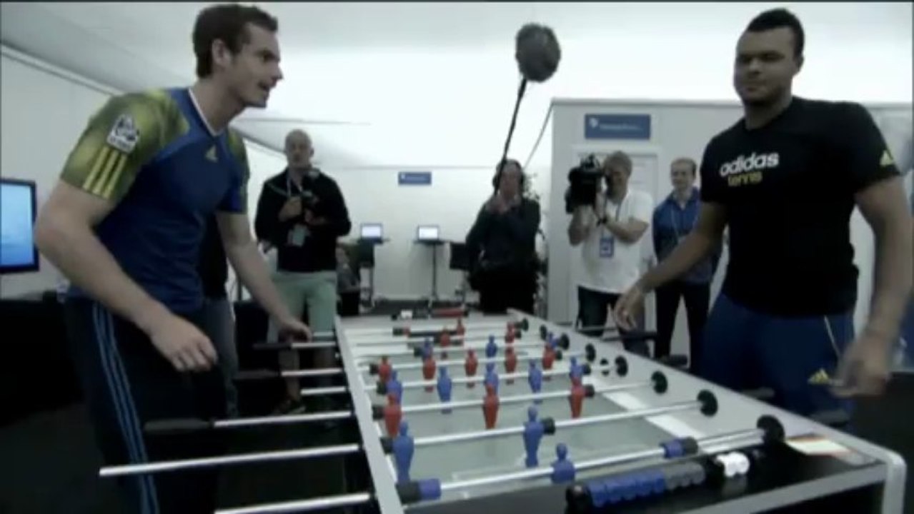 Queen's: Kickern statt Tennis! Murray und Tsonga kurbeln sich warm