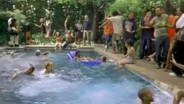 Bringing Down the House Trailer (2003) HD