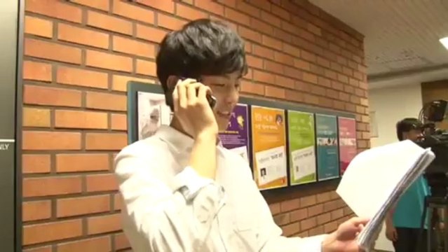 Song Seung Heon When a man loves Sketch 31.5.2013 (HTS-LJH at hospital)