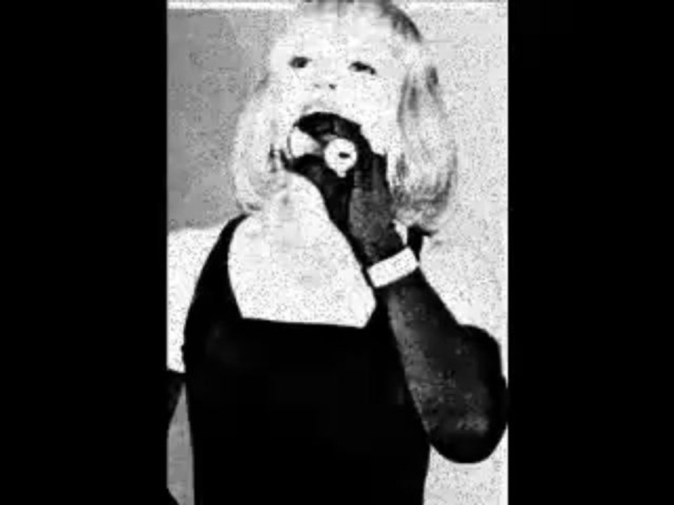 Gulden Karabocek-Eger Agliyorsam SesliDeniz