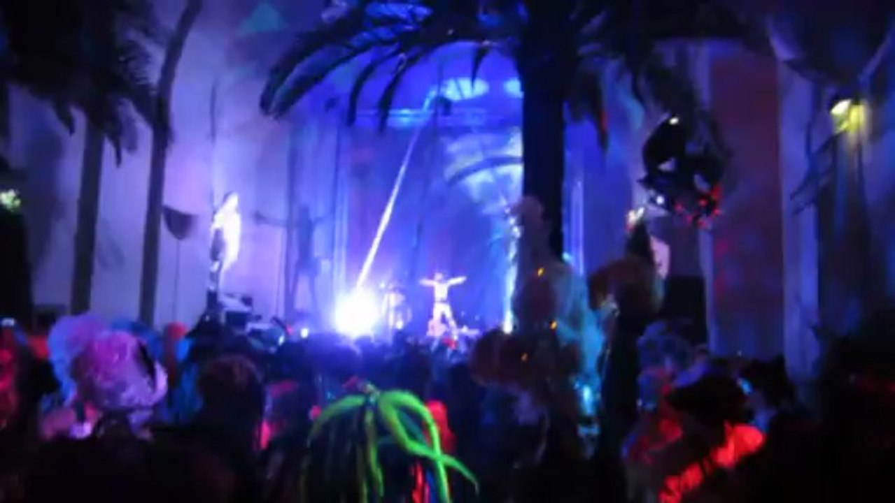 BAL MASQUE VERSAILLES 2013