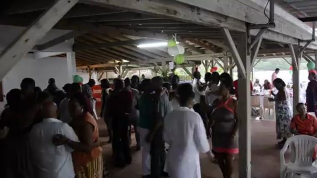 Déjeuner dansant de la section athlétisme de l'US Robert - dimanche 16 juin 2013 à la Villa Murat au Robert