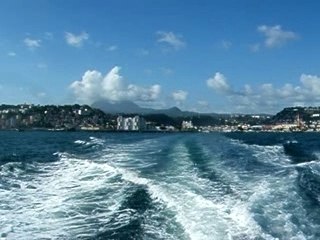 En quittant Fort de France...