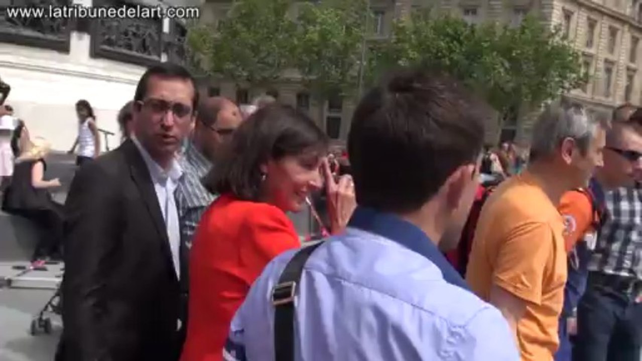 Inauguration de la place de la République vandalisée