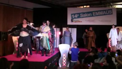 Défilé MANAA Vaureal Salon Emmaüs 2013 porte de Versailles