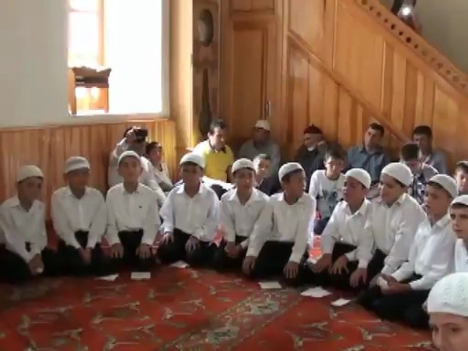Dursunbey’de Hayatın En Önemli Okulunda Mezuniyet Töreni