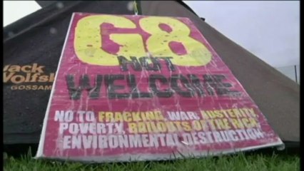 G8 : manifestants et forte présence policière en Irlande du Nord