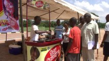 Ouganda: des saucisses au soja pour sauver les récoltes