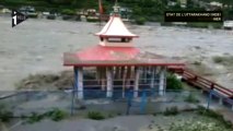 Inde : un temple emporté par les flots