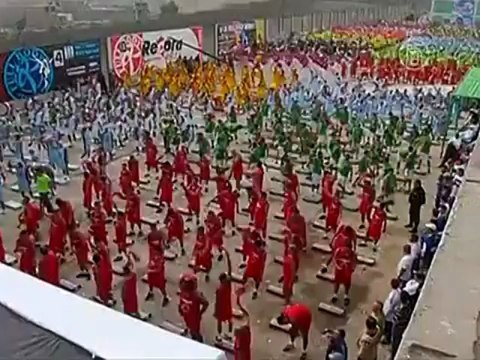 Аэробика для заключенных строго режима