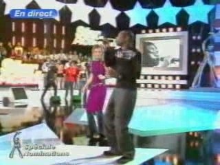 Emma-DAUMAS-et-Youssou-NDOUR