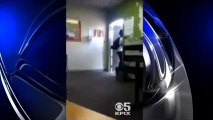 13 Year Old Girl Fights Male Teacher In Oakland Middle Schoo