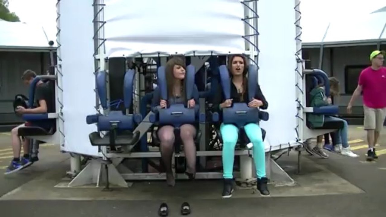Cindy et Nastasia dans la Dark Tower [HD 1080p]