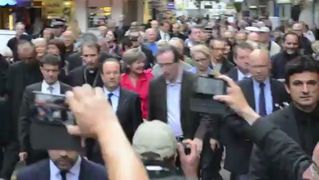 Inondations : François Hollande en visite à Lourdes