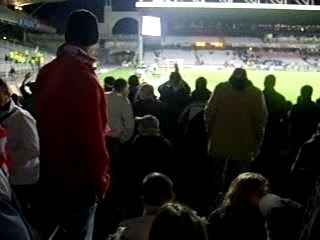 Et le Aulas, y va aux putes