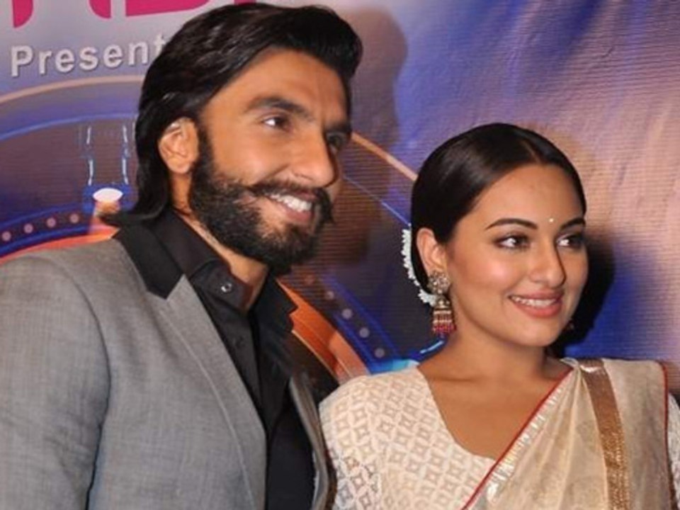 Indias Dancing Superstar with Lootera Ranveer Singh and Sonakshi Sinha