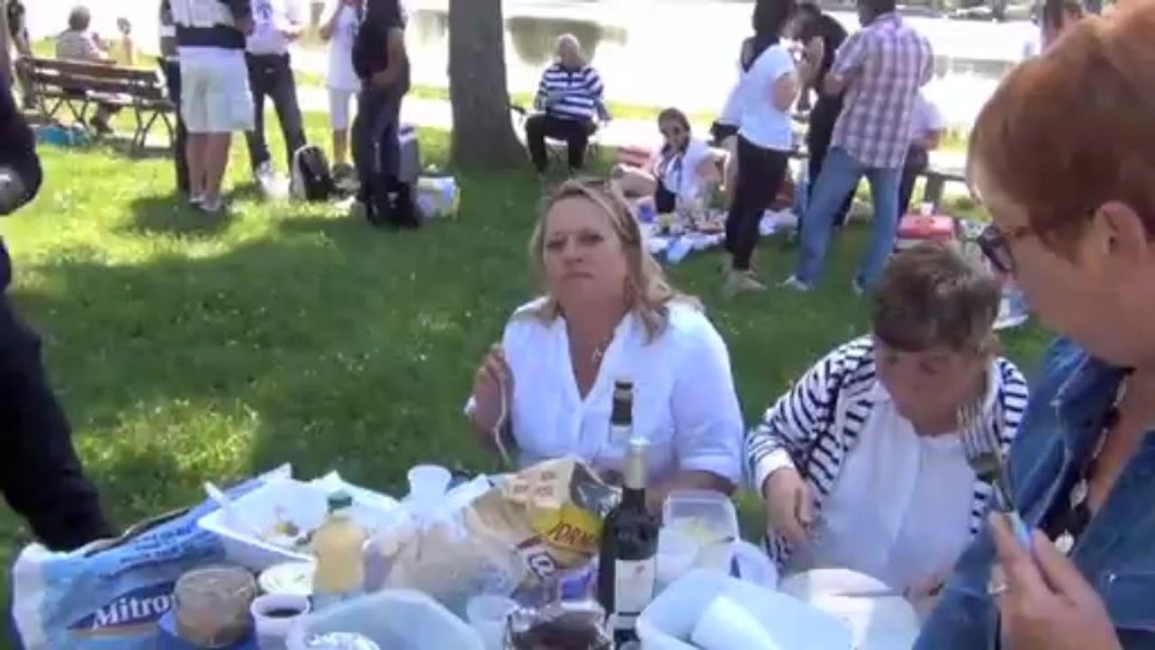 USB Rugby : pause repas pour les  supporters au lac de Sault