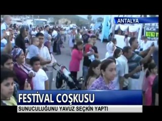 Ünlü Komedyen Yavuz Seçkin Sunuculuk Yaptı