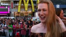 Brad Pitt shows fans the love at World War Z premiere