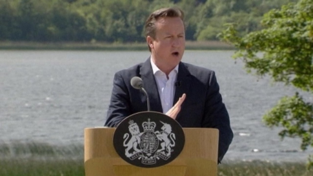 Cameron welcomes G8 tax action