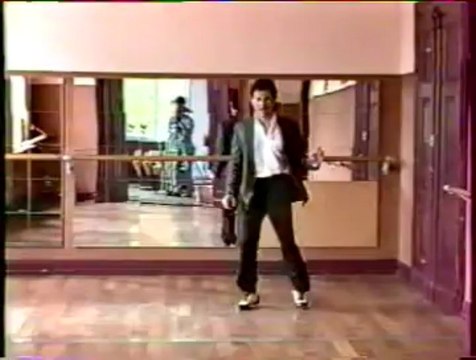 Gabriel RIO s'échauffe en Claquettes