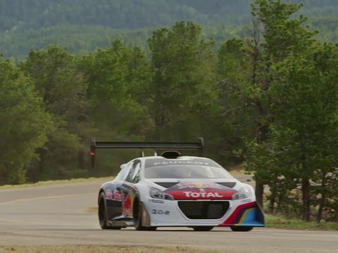 Pikes Peak 2013 : Sebastien Loeb teste la 208 T16