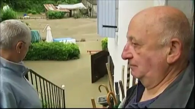 La montée des eaux de la Garonne a dévasté le village Saint-Béat