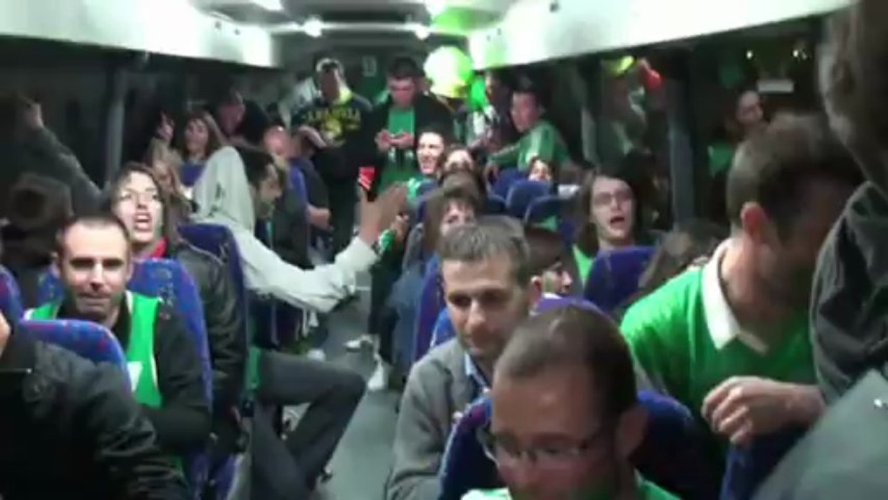 les supporters font la fête tard dans la nuit