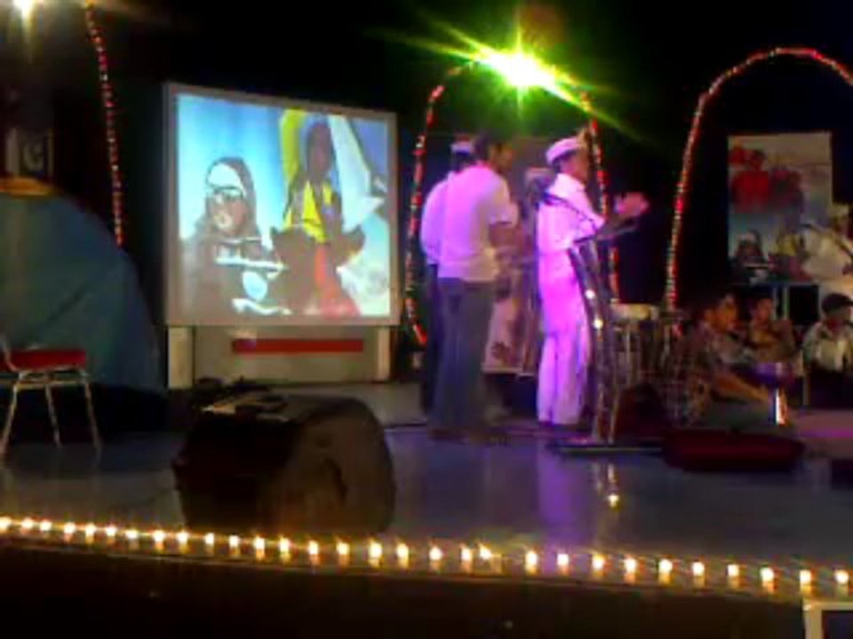 More than one projector used at one screen in a tv show for brighter result