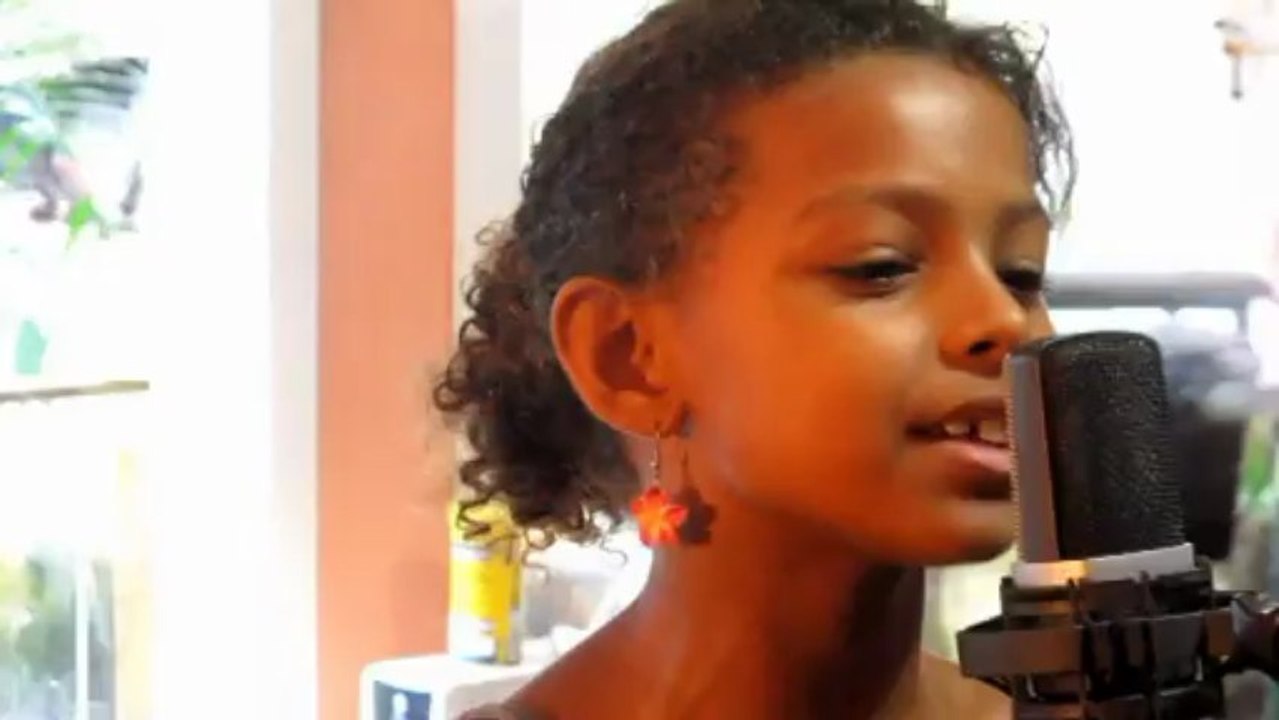 Méryl Elizéon chante Le Trompette