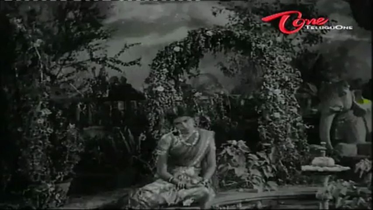 Mugguru Maratilu Songs - Raali Potiva - Kannamba