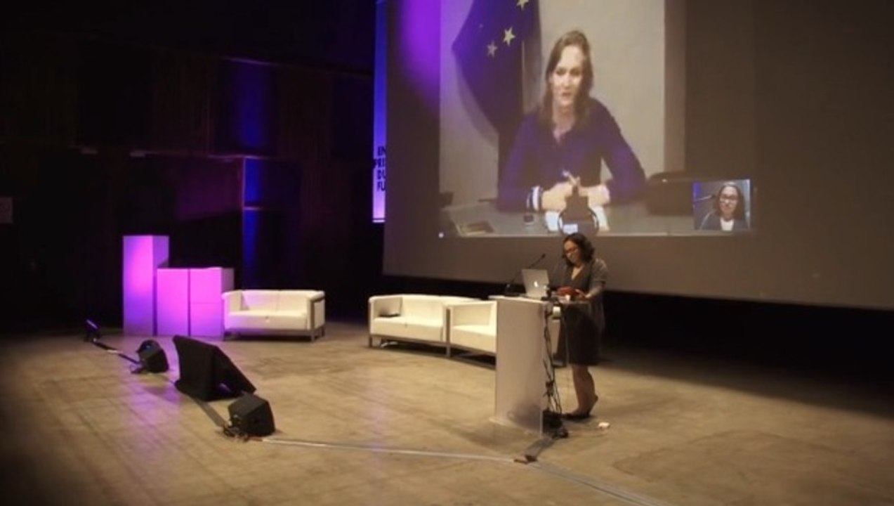 "Au code, citoyens !" - Personal democracy Forum France 2013