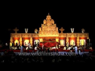 Lord comes for his devotees