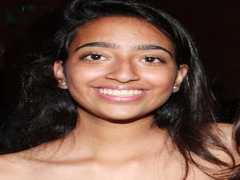 Jiah Khans Sister Karishma To Debut in Bollywood