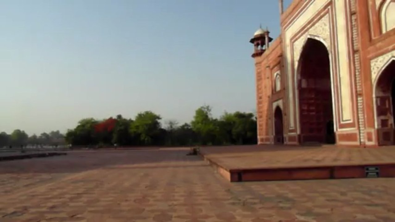 A l'ombre du Taj