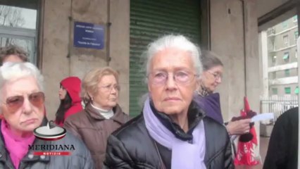 Descargar video: No alla chiusura del Poliambulatorio, cittadini del Flaminio in piazza per protesta