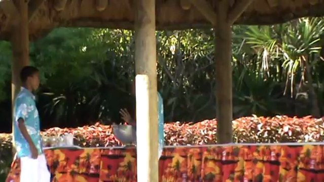 Mauritius Hotel La Pirogue Flic En Flac R.Noire Westen Mauritius TUI Holly 2013 Onlinebuchung @ VIP-Reisen.de im Reisebüro Fella Hammelburg Tel. 09732-2600 Email info@fella.de Bilder von DIE Fellas unter DieFellas.de Hotelinformatio