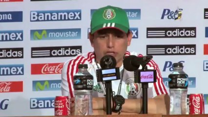 Omar Bravo es baja del Tri, pidió no ser convocado